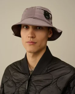 Hats<C.P. Company Chrome-R Bucket Hat Boulevard – Violet