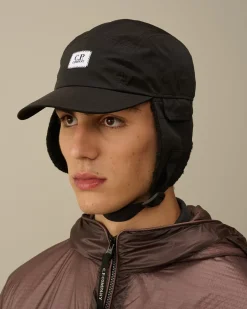 Hats<C.P. Company Chrome-R Earflap Hat Black