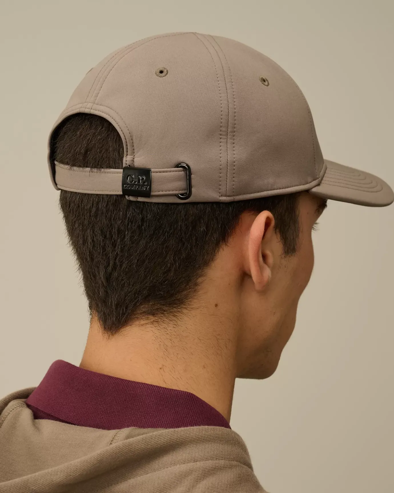 Hats<C.P. Company C.P. Shell-R Logo Cap Walnut – Beige