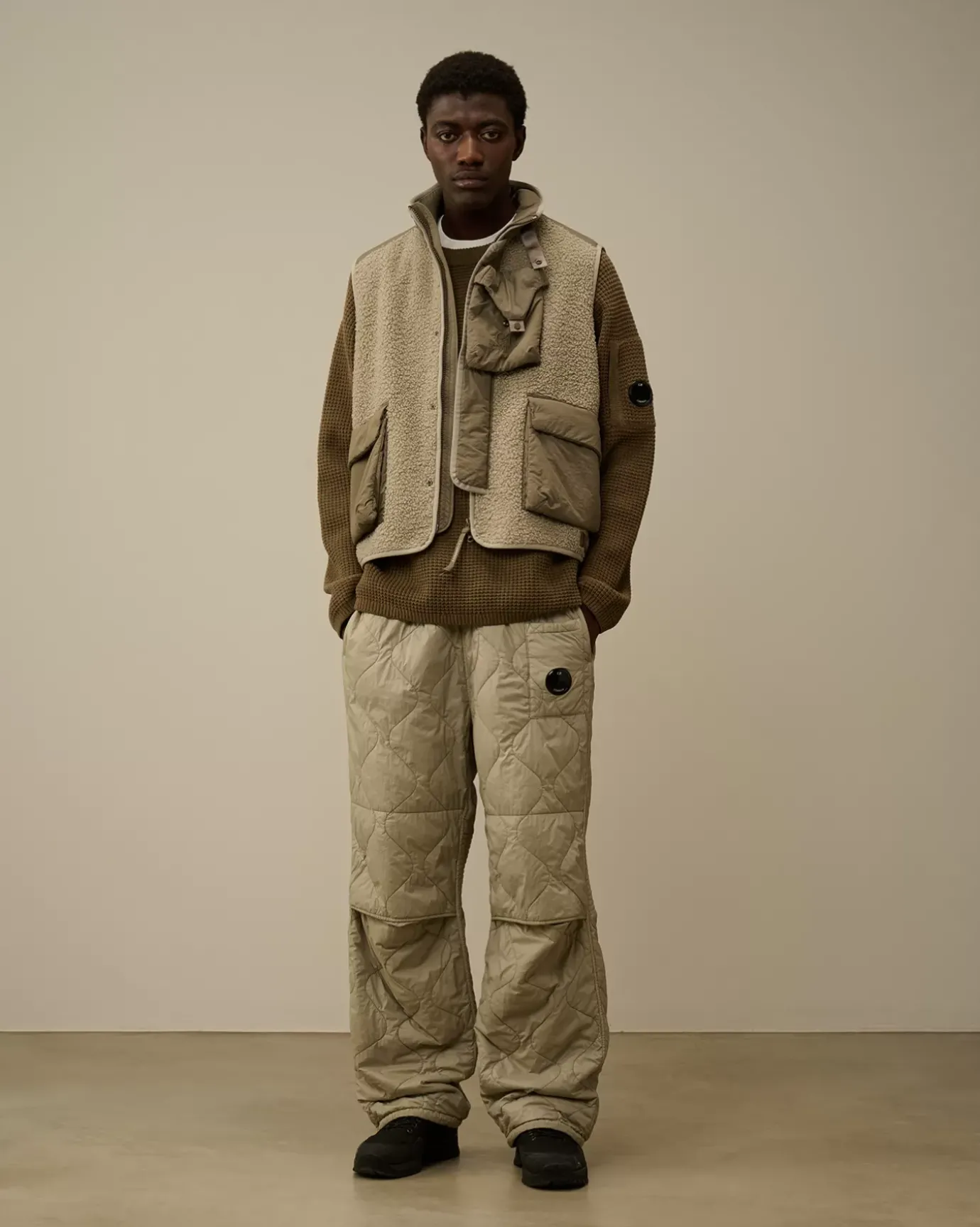 Tracksuits & Shorts<C.P. Company Diagonal Raised Fleece Mixed Quilted Sweatpants Vintage Khaki – Beige