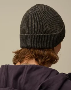 Hats<C.P. Company Fleece Knit Beanie Walnut – Beige