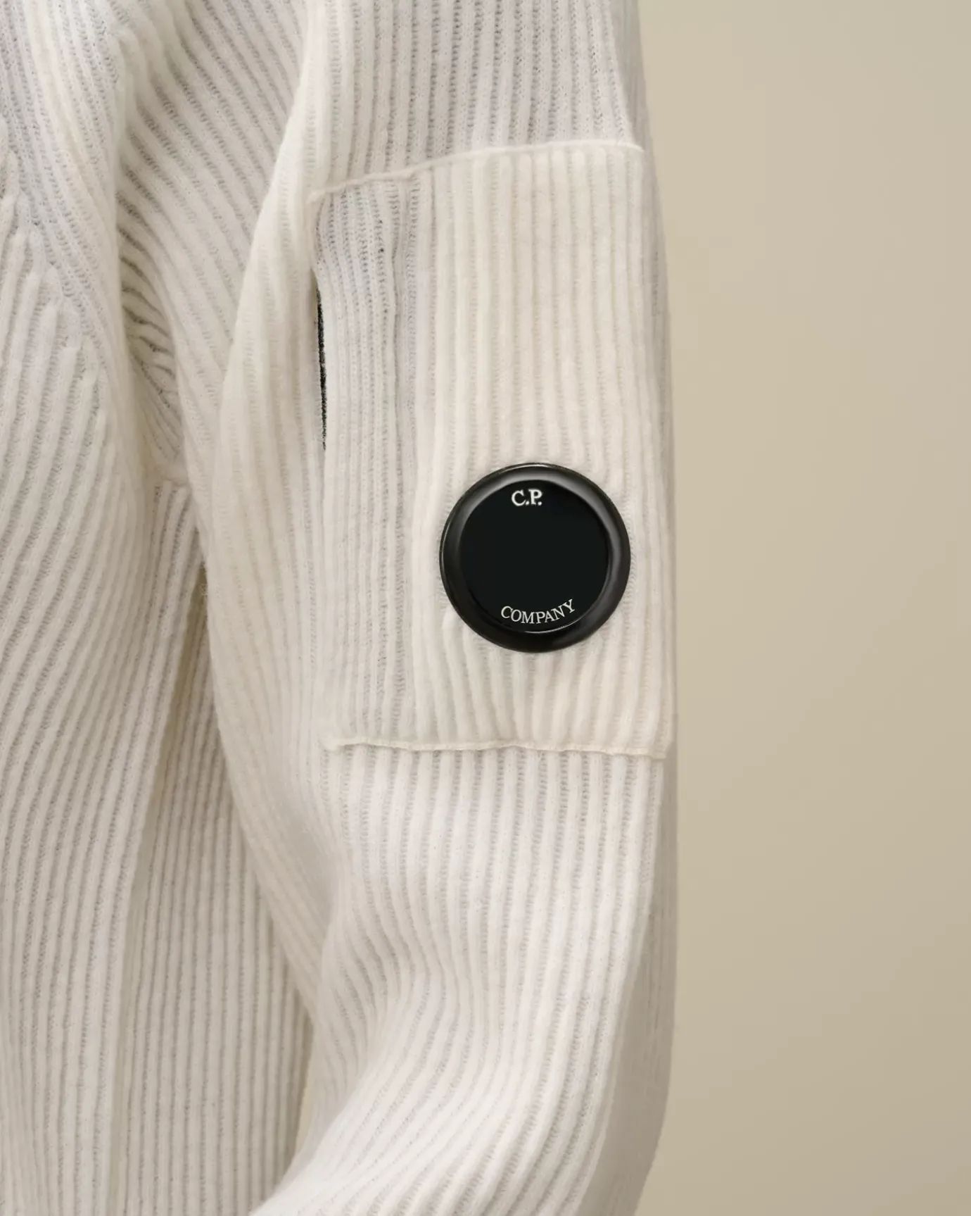 Jumpers<C.P. Company Lambswool GRS Crew Neck Full Knit Gauze White