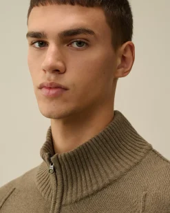 Jumpers<C.P. Company Lambswool GRS Zipped Cardigan Walnut – Beige