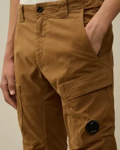 Trousers<C.P. Company Stretch Sateen Ergonomic Lens Cargo Pants Toffee – Beige