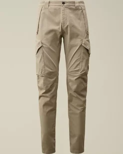 Trousers<C.P. Company Stretch Sateen Ergonomic Lens Cargo Pants Vintage Khaki – Beige