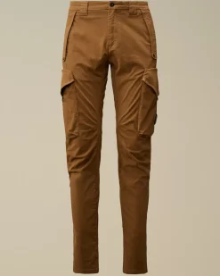 Trousers<C.P. Company Stretch Sateen Ergonomic Lens Cargo Pants Toffee – Beige