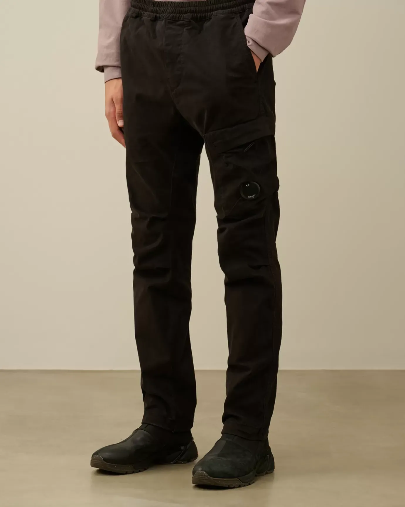 Trousers<C.P. Company Stretch Sateen Ergonomic Lens Single Cargo Pants Black