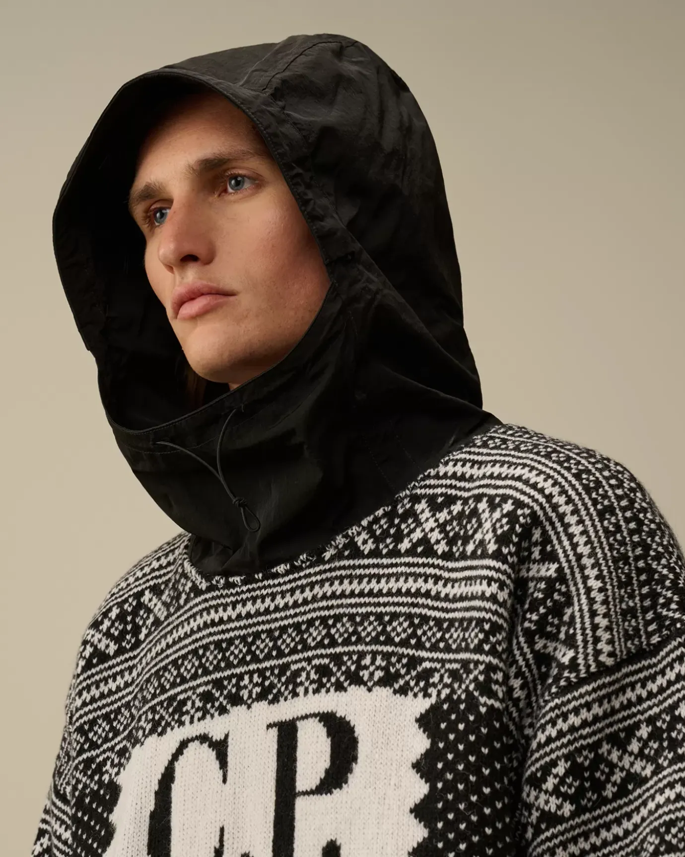 Jumpers<C.P. Company Wool Jacquard Mixed Hooded Logo Knit Var.02 – Black